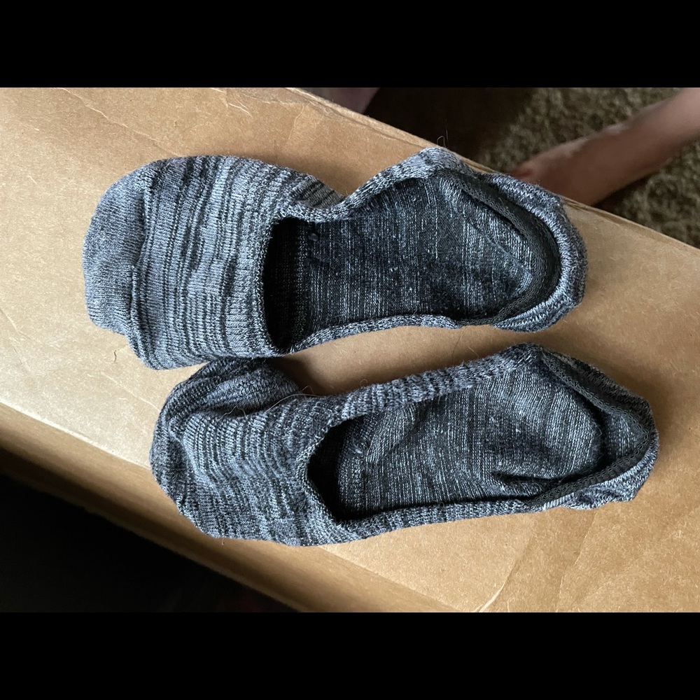 3/$5💫 used no show socks - Picture 1 of 2